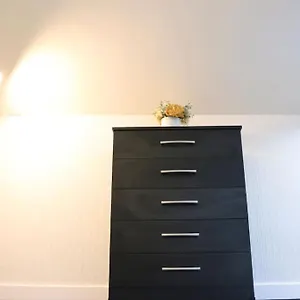 Peaceful 2 Bed House Free Wifi And Parking Leeds (West Yorkshire)